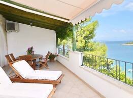 Blissful Bay Apartments Vrboska