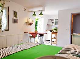 Blissful Bay Apartments Vrboska