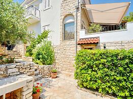 Blissful Bay Apartments Vrboska