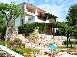 Blissful Bay Apartments Vrboska