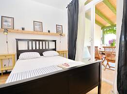 Blissful Bay Apartments Vrboska