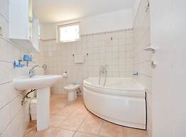 Blissful Bay Apartments Vrboska