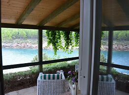 Blissful Bay Apartments Vrboska