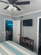 Hilton Head Condo Close To Beach & Golfing 2 Bedroom Condo