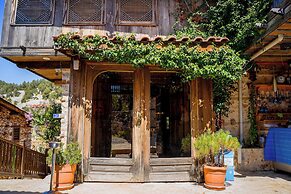 Ayşenaz Hanım Konağı