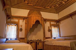 Ayşenaz Hanım Konağı