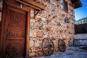 Ayşenaz Hanım Konağı