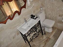 Nirvana New World Hotel Agva