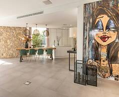 Villa in Carrer del Kiwi