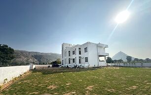 The Black Eagle Resort