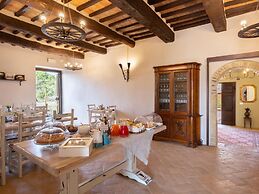 Agriturismo Borgo Pulciano in Montone