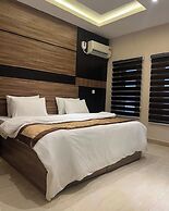 Top Ranks Hotel Galaxy