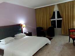 Top Ranks Hotel Galaxy