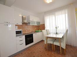 Brigth and Breezy Rovinj Apartments