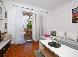 Brigth and Breezy Rovinj Apartments