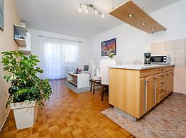 Brigth and Breezy Rovinj Apartments