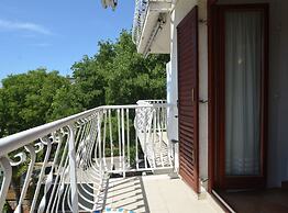 Spacious Rovinj Apartment With Balcony and Sea View