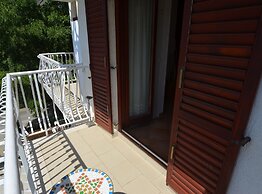 Spacious Rovinj Apartment With Balcony and Sea View