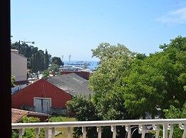 Spacious Rovinj Apartment With Balcony and Sea View