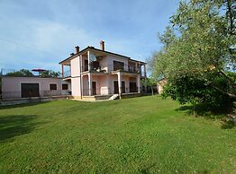 Green and Lush Apartments With Terrace