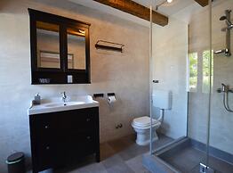 Majestic Rustical Kanfanar Villa With Pool