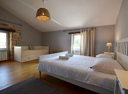 Majestic Rustical Kanfanar Villa With Pool