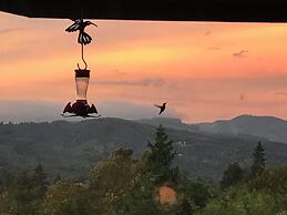 MapleRidge House: A BnB For All Seasons!