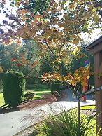 MapleRidge House: A BnB For All Seasons!