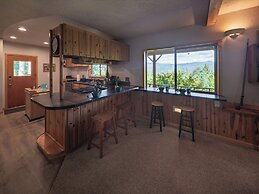 MapleRidge House: A BnB For All Seasons!