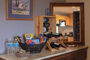 MapleRidge House: A BnB For All Seasons!