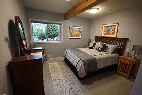 MapleRidge House: A BnB For All Seasons!