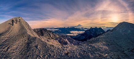 MapleRidge House: A BnB For All Seasons!