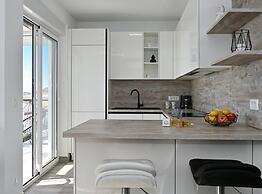 Stylish Kaštela Apartment With Modern Amenities and Free Parking