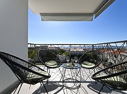 Stylish Kaštela Apartment With Modern Amenities and Free Parking