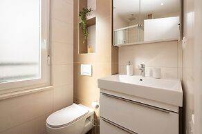 Exquisite and Stylish Apartment Trogir