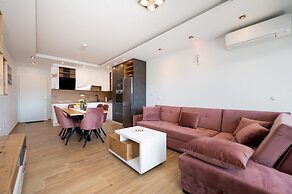 Exquisite and Stylish Apartment Trogir