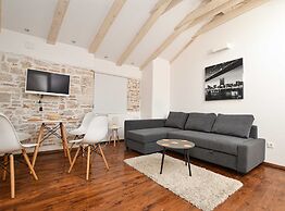 Trendy and Chic Rovinj Downtown Apartments