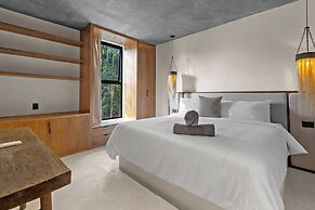 Casa Luna Twin VIP Luxury 2 Pools & Concierge