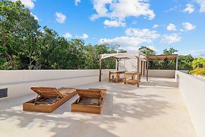 Casa Luna Twin VIP Luxury 2 Pools & Concierge