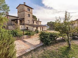 Agriturismo Borgo Pulciano in Montone