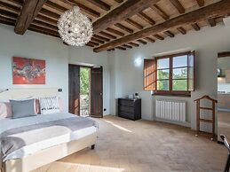 Agriturismo Borgo Pulciano in Montone