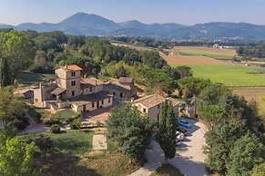 Agriturismo Borgo Pulciano in Montone