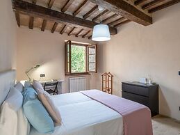 Agriturismo Borgo Pulciano in Montone