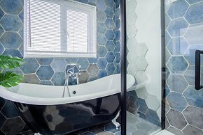 Lobster Cottage - 3 Bedroom Cottage - Tenby