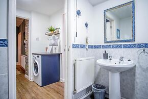 Lobster Cottage - 3 Bedroom Cottage - Tenby