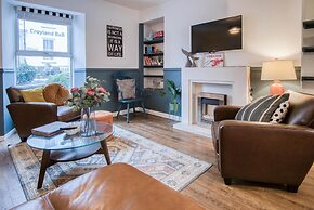 Lobster Cottage - 3 Bedroom Cottage - Tenby