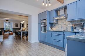 Lobster Cottage - 3 Bedroom Cottage - Tenby