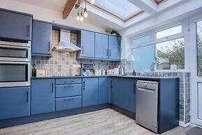 Lobster Cottage - 3 Bedroom Cottage - Tenby