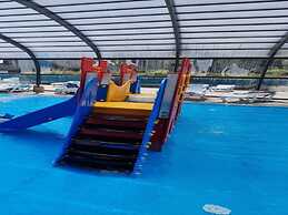 6 Person Holiday Park Home in Malling