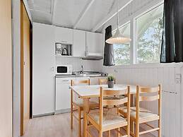 6 Person Holiday Park Home in Malling